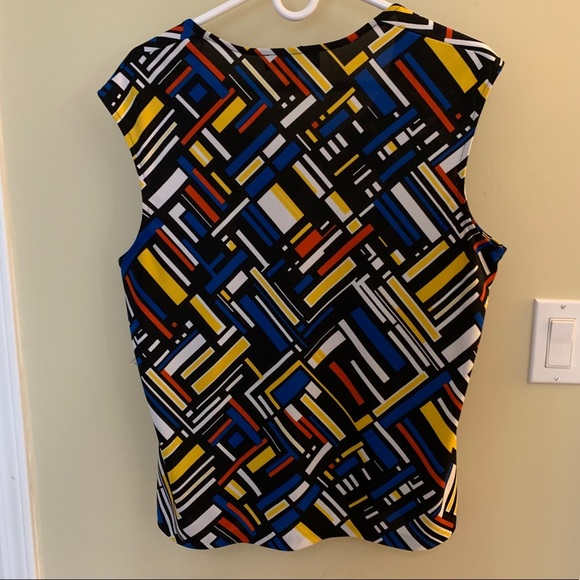 2/$30 Jones New York Patterned Sleeveless Top - Picture 2 of 6